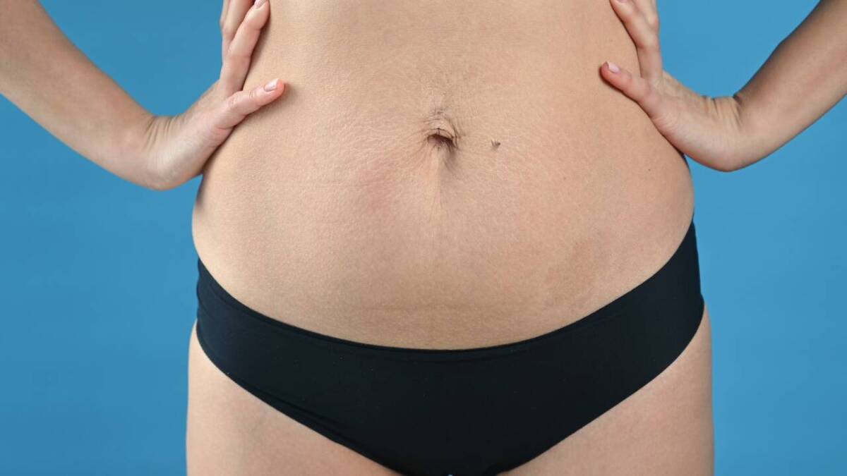 women's stomach