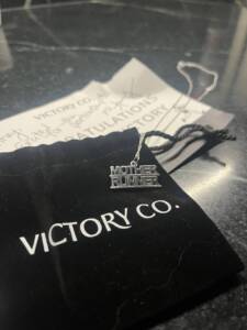 Victory Mother Runner Necklace