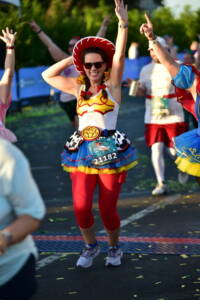 Elizabeth Minor running runDisney